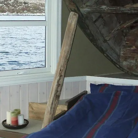 8 Person In Kalvag-by Traum * Kalvåg