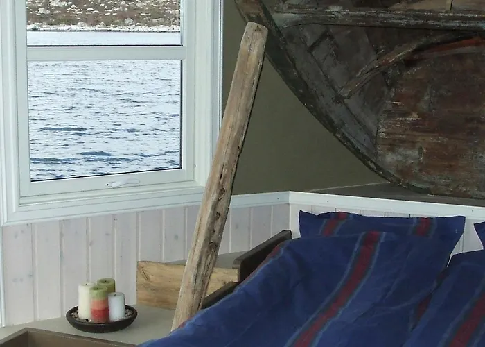 8 Person In Kalvag-by Traum * Kalvåg